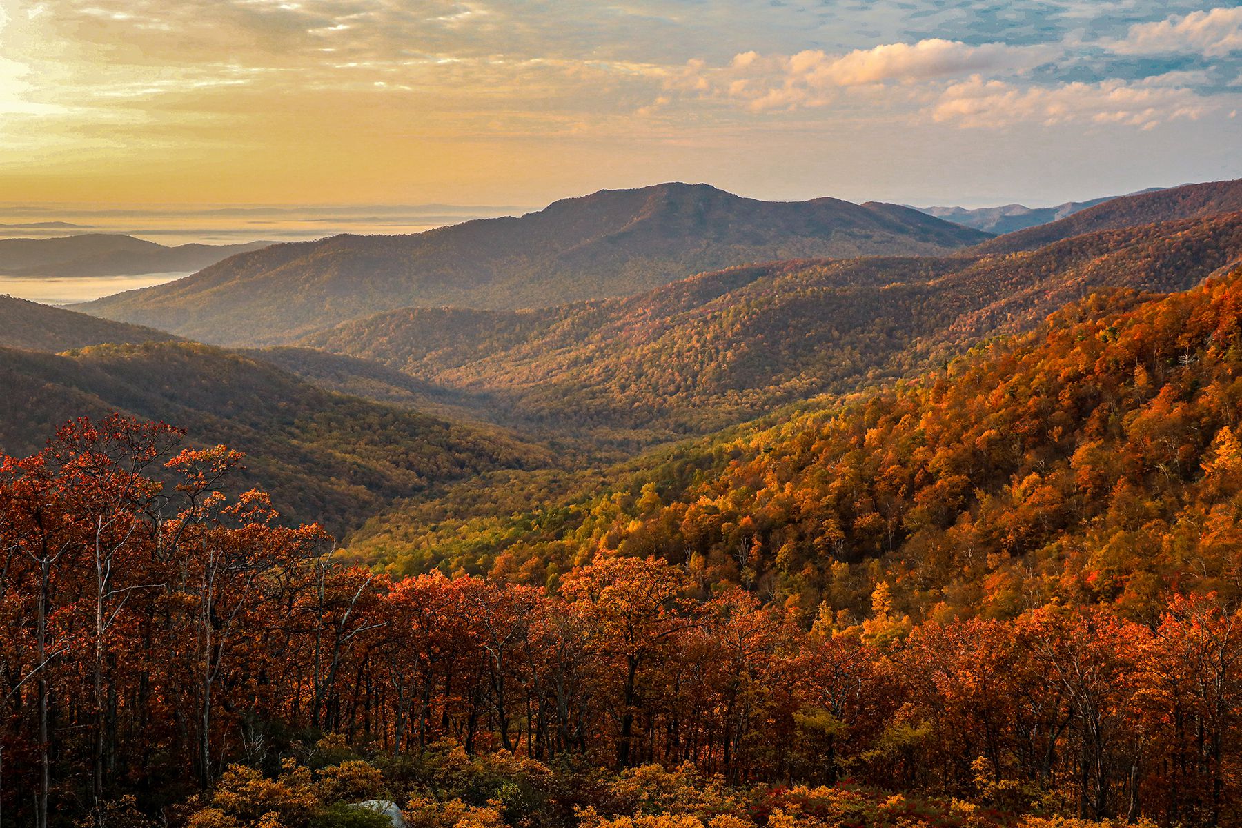 How to Plan the Perfect Trip to the Appalachian Mountains — Home to the 2,194-mile Hiking Trail and Gorgeous Small Towns